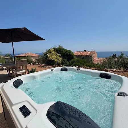 View House With Jacuzzi Сasa de vacaciones *